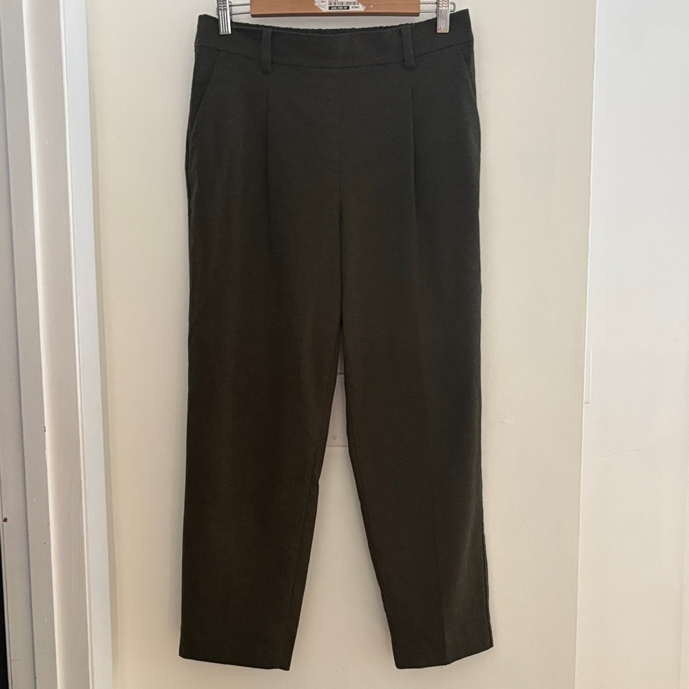 LOFT Women’s olive slacks size M